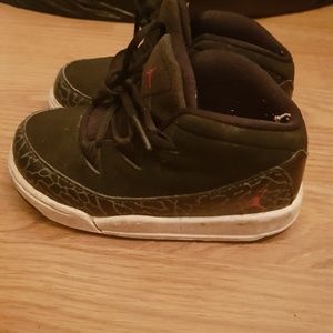 Boy shoes (Jordans)